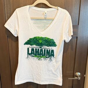 Lahaina Women's White V-Neck Graphic Tee
